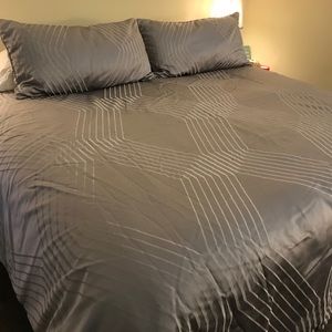 Hotel Collection Comforter, Includes 2 King Shams